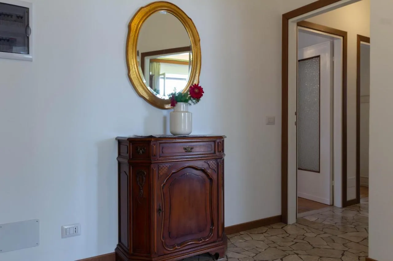 Mamma Ciccia Holiday Home - Casa Imperia Mandello del Lario 0*,