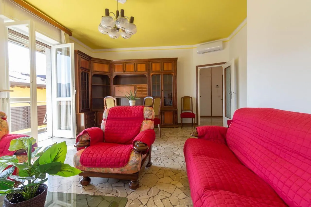 Mamma Ciccia Holiday Home - Casa Imperia Mandello del Lario Appartement