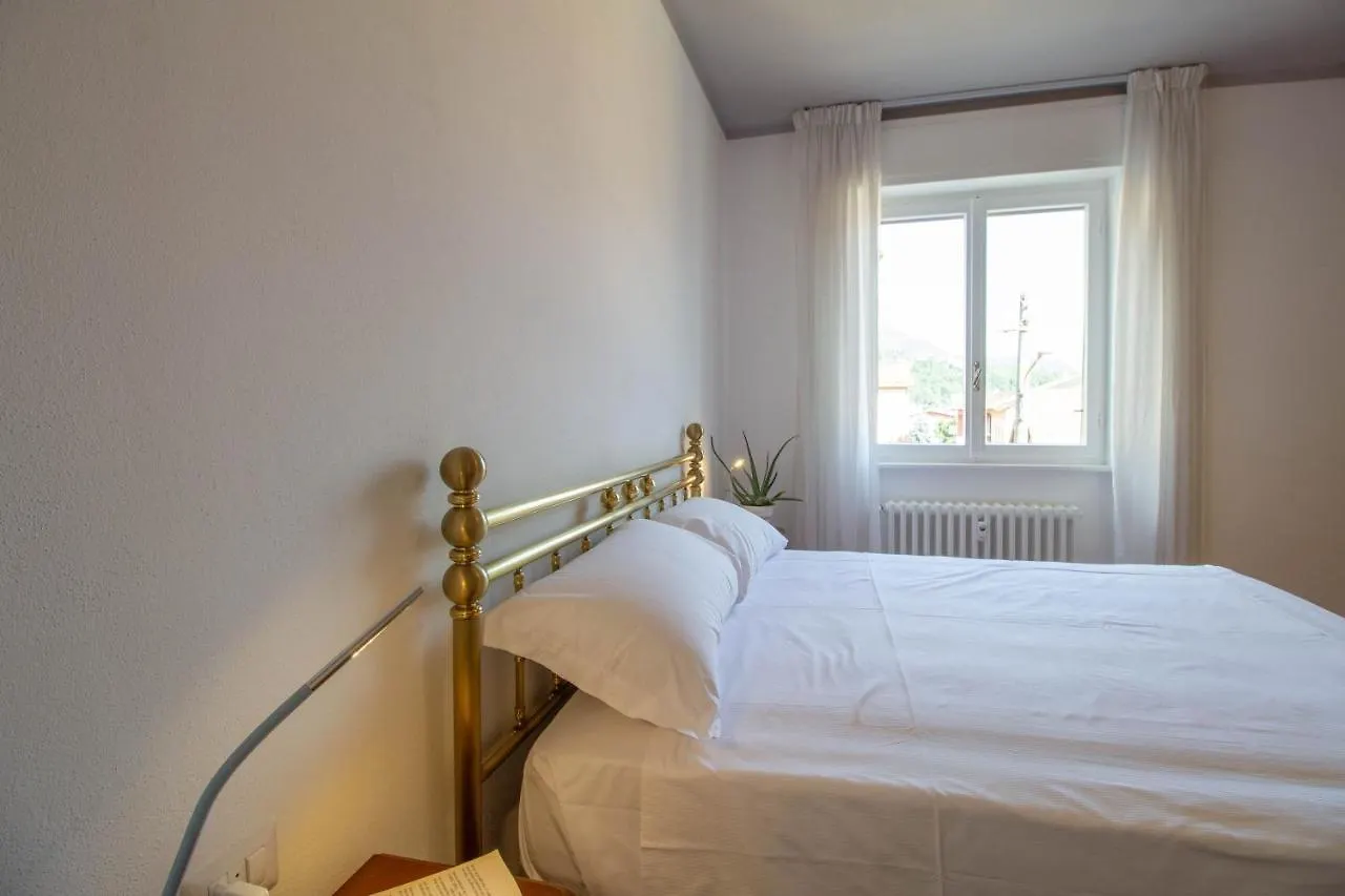 Mamma Ciccia Holiday Home - Casa Imperia Mandello del Lario Appartement